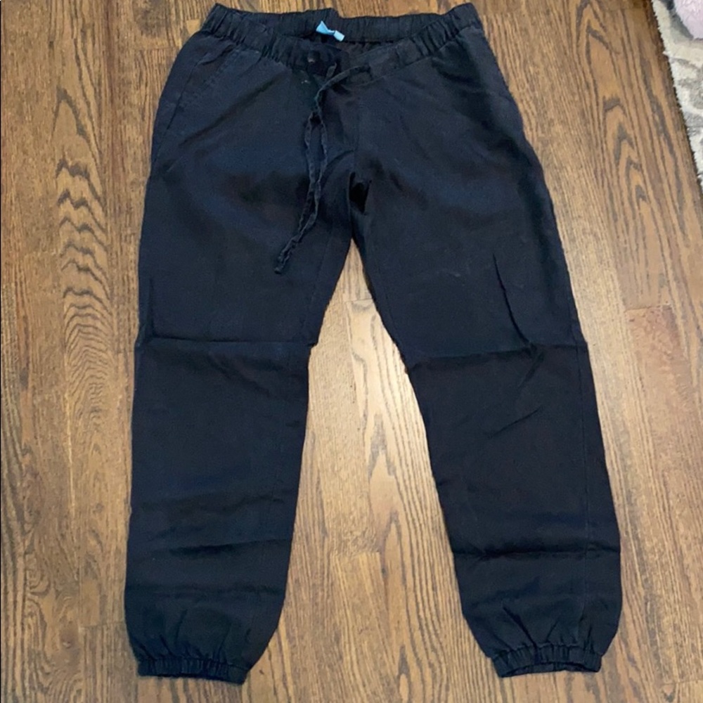 Gap maternity joggers